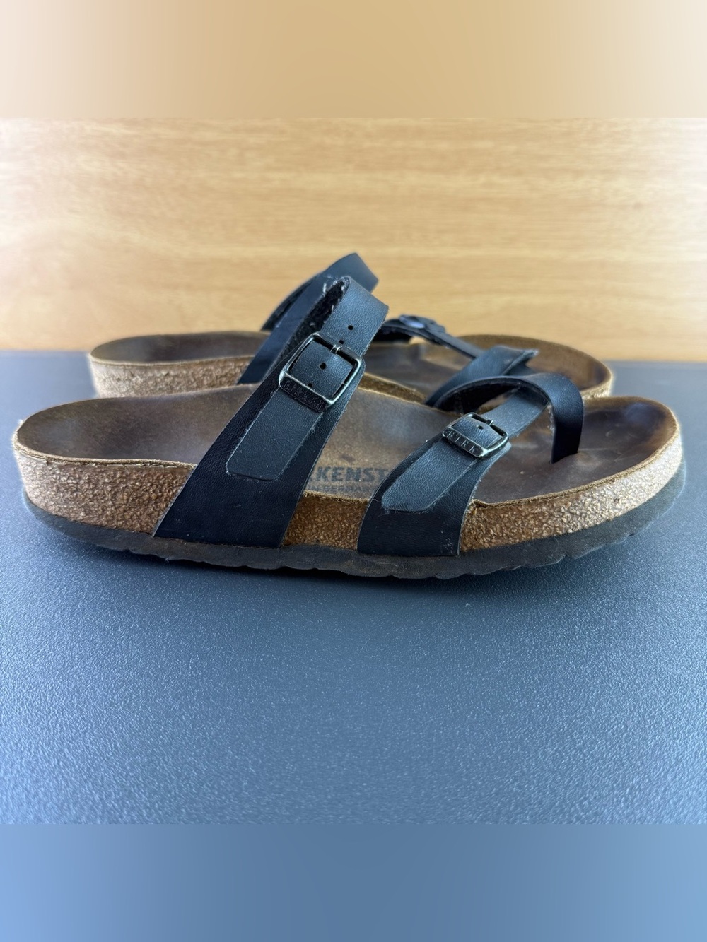 Birkenstock Mayari Sandals Women’s size 7Y Cork Soles Black Criss-Cross Straps